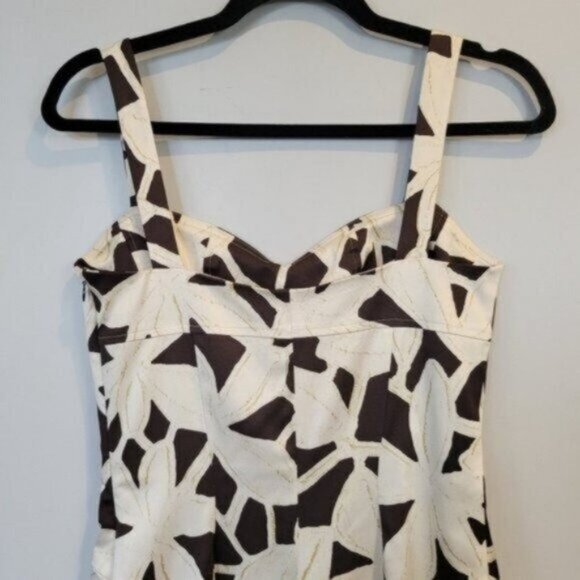 Diane Von Furstenberg | Silk Floral Sweetheart Neck Body Con Dress Brown Ivory - Picture 6 of 6